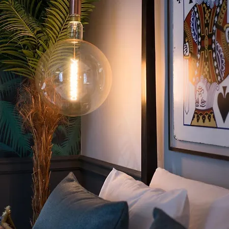 The Royal Suites- Champs Elysees