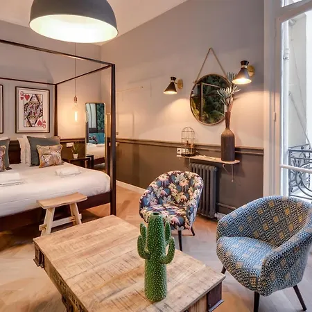 The Royal Suites- Champs Elysees Διαμέρισμα *